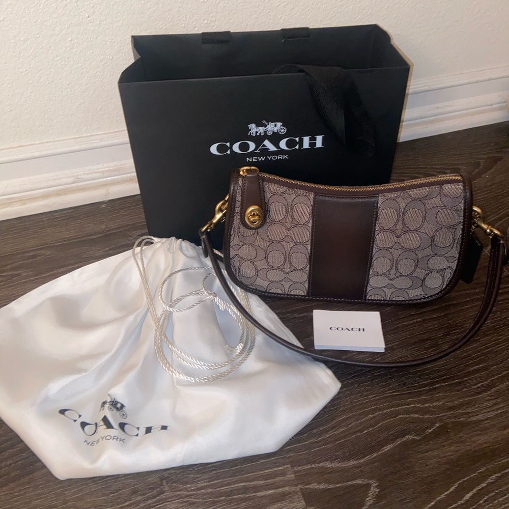 Coach signature brown shoulder swinger